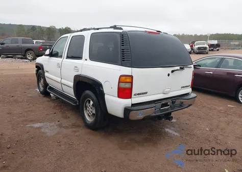 2003 Chevrolet Tahoe Lt z USA, uszkodzony, nr VIN 1GNEC13Z03R183484
